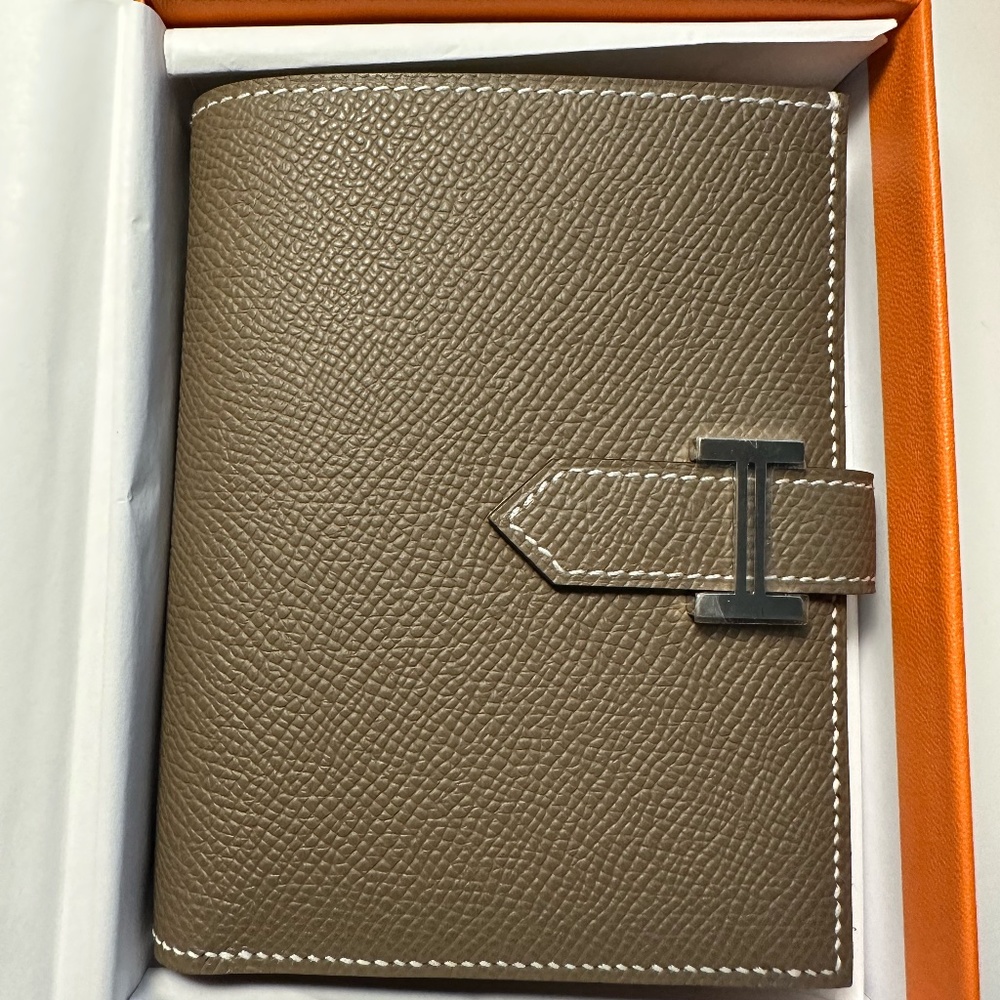 Authentic Hermes Bearn Compact Wallet